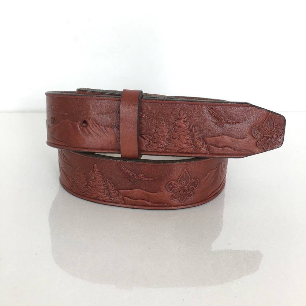 Hand Tooled Leather Belt Mountain Scene Brown Western Size S Unisex Rodeo Cowboy